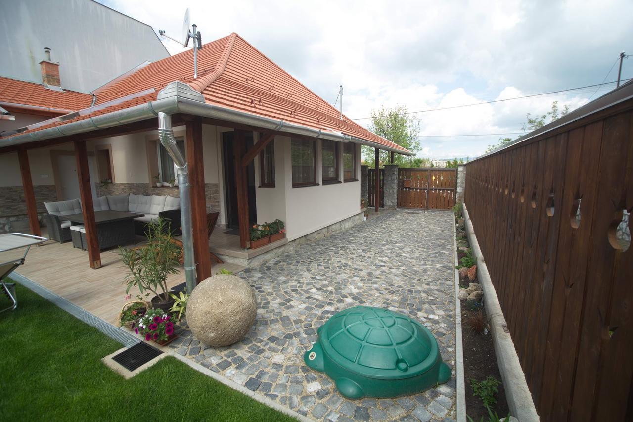 Holiday Home Podium Eğri Dış mekan fotoğraf