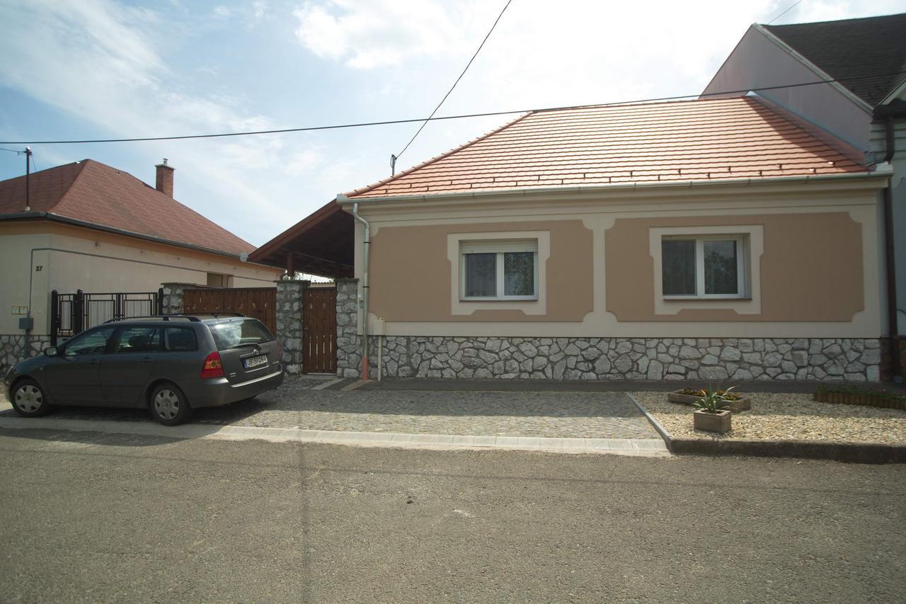 Holiday Home Podium Eğri Dış mekan fotoğraf